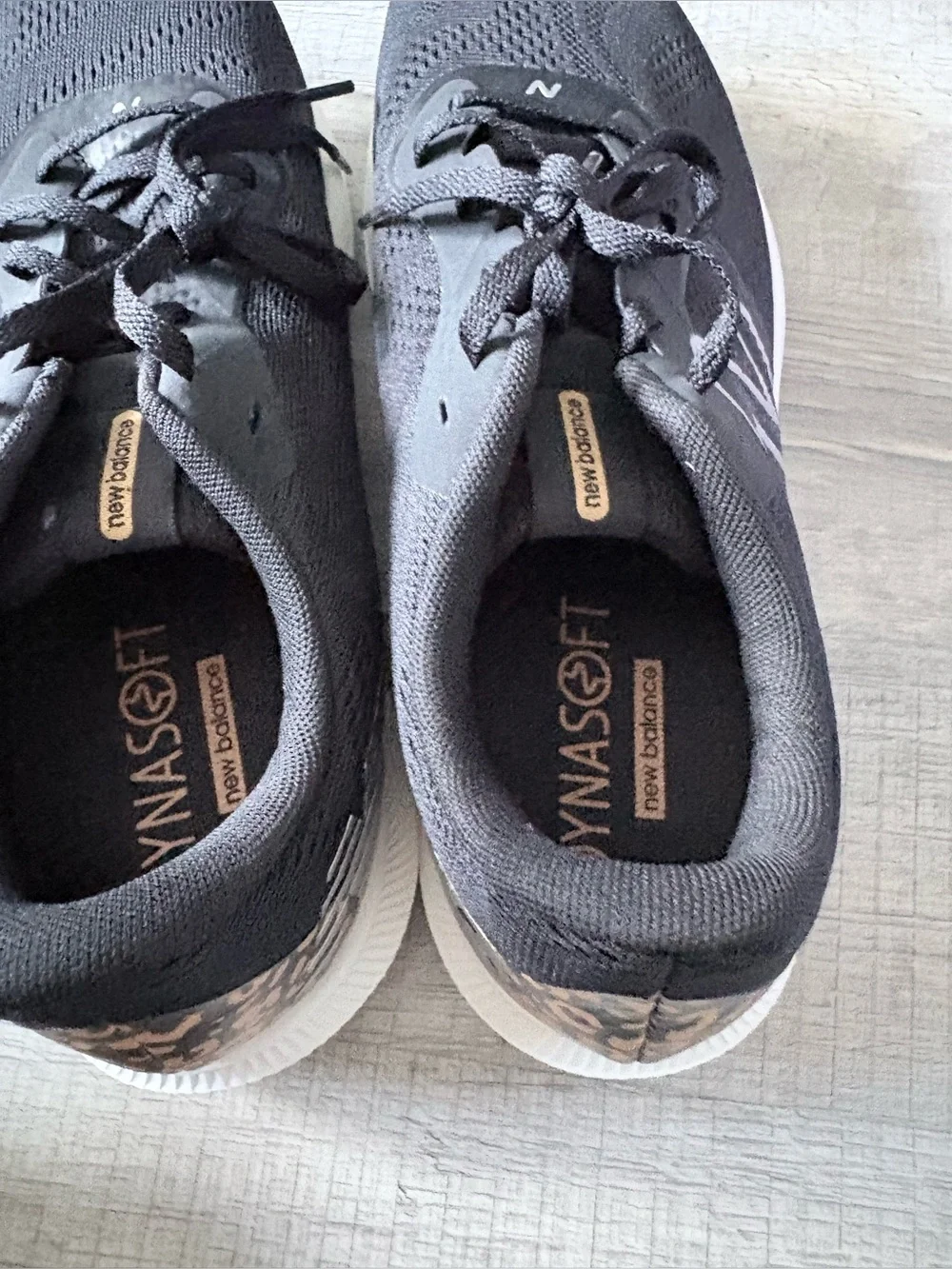 New Balance Dynasoft Pro Run V2 NWOT Running Shoes Black Sneaker nursing comfort